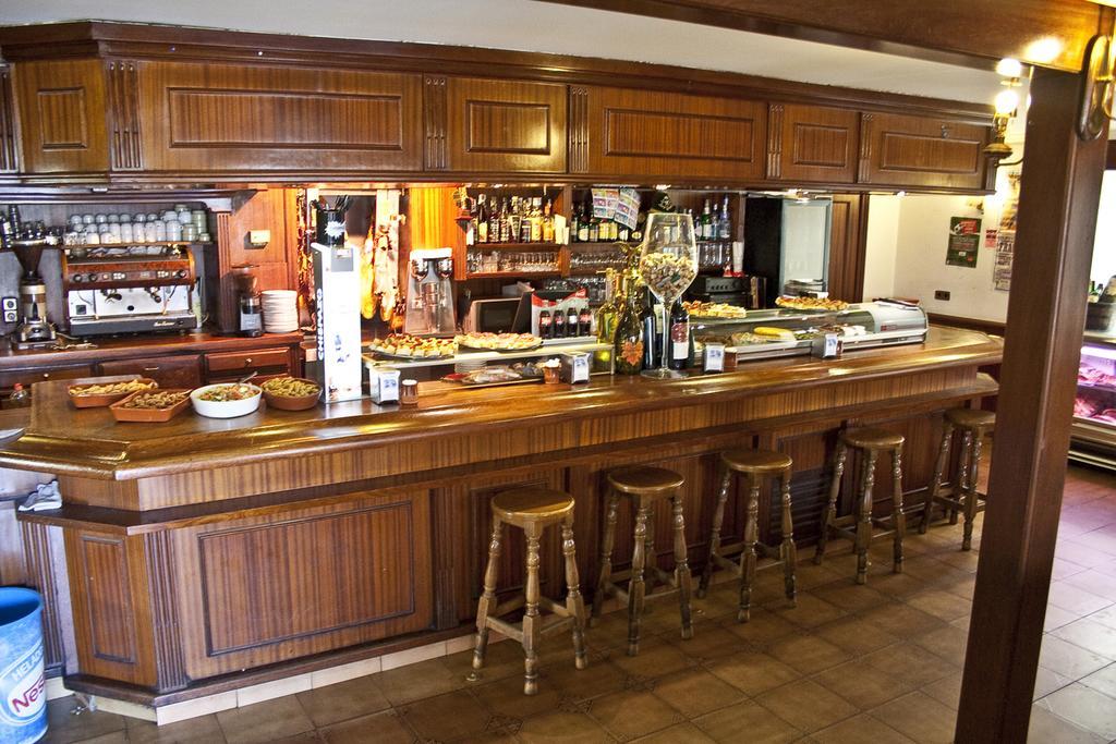 Hostal La Maya Cercedilla Ngoại thất bức ảnh