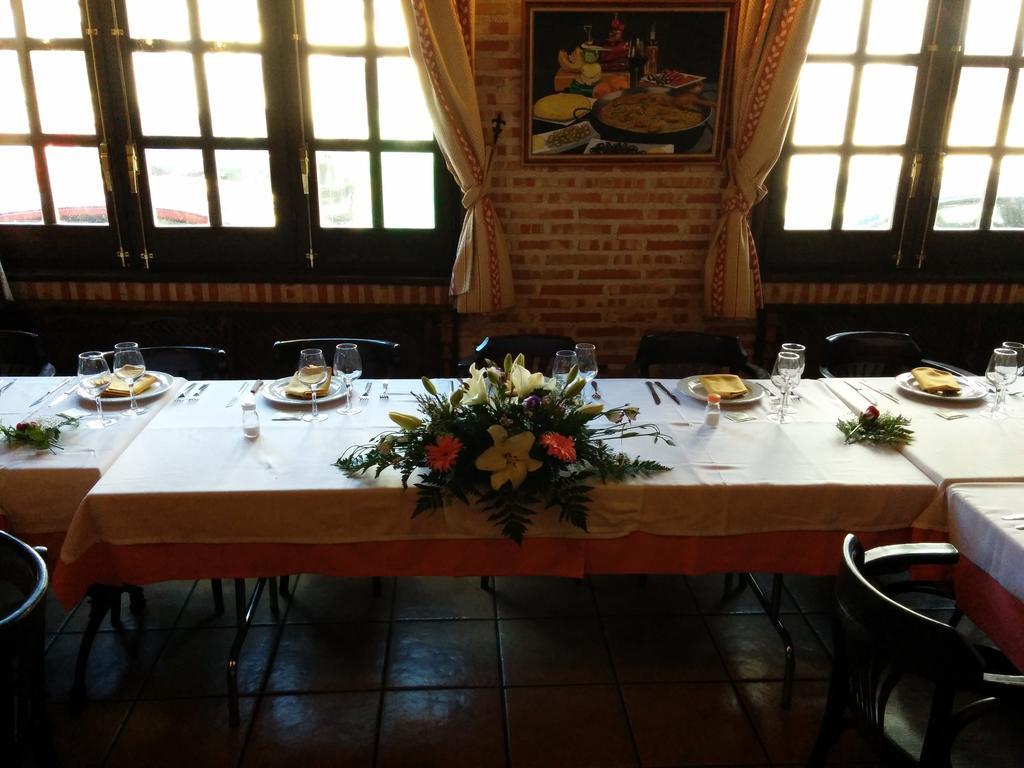Hostal La Maya Cercedilla Ngoại thất bức ảnh